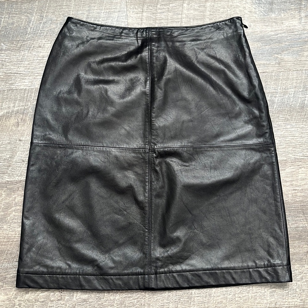 Ann Taylor 100% Leather Skirt Mid Length Women’s Size 6P